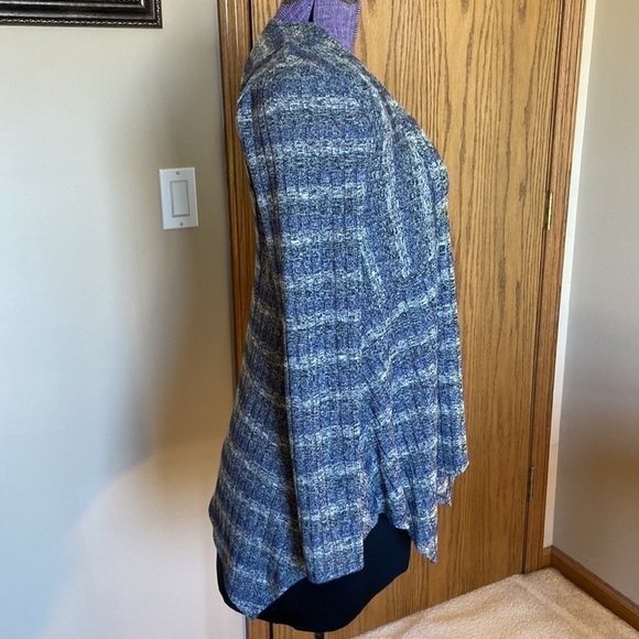 𝅺Knox Rose Handkerchief Hem Tunic Sweater Blue and Gray Size Small - Picture 2 of 10